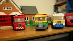 Thumbnail image for MCOL: Lego Builder