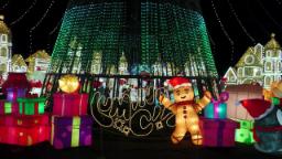 Thumbnail image for MCOL: Lighting Up The Fairgrounds